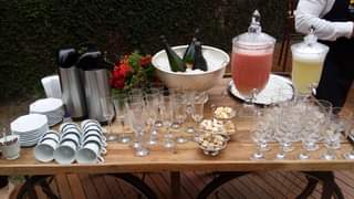 Mesa de bebidas Mesa de bebidas