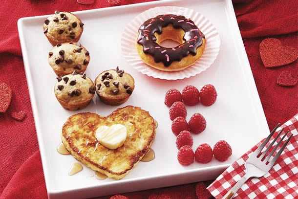 Bandeja com doces escrito Love Bandeja com doces escrito Love