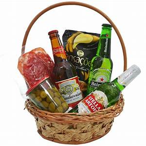 Cesta de petiscos e bebidas Cesta de petiscos e bebidas