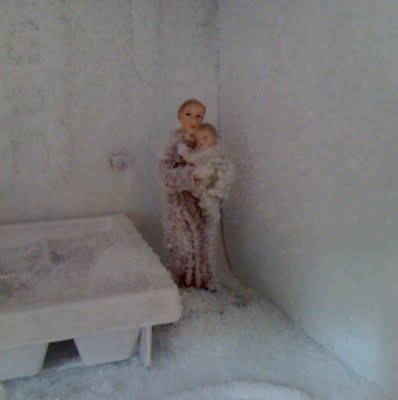 Imagem de santo na geladeira Imagem de santo na geladeira