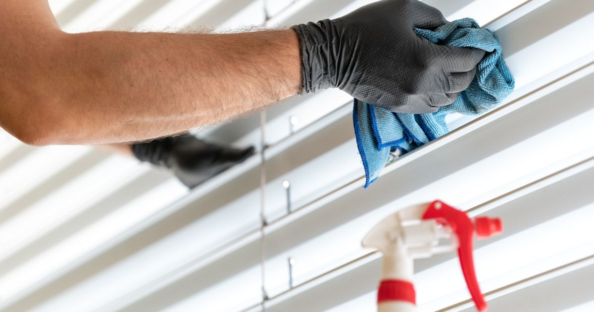como limpar persiana